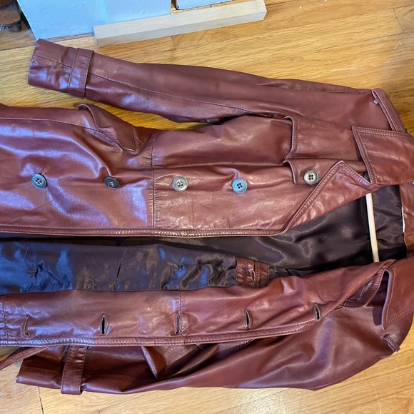 Vintage full length double breasted leather jacket - Picture 6 of 12